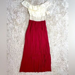 Charmed Hearts Could Shoulder Maxi Dress Sz.S.   0533